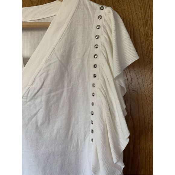 POL Studded V-Neck Top With Flutter Sleeve Off White Size L - Picture 6 of 11